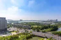 Anqing Listen to the Wind and Sing Homestay (Wuyue Square Branch)