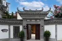 Huazhu Jing'an in B&B - สัตว์เลี้ยง