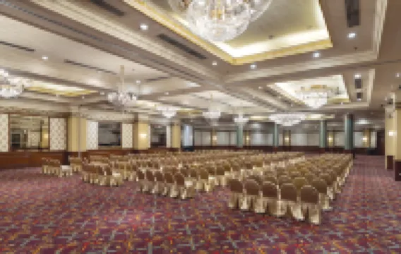 ARTOTEL Suites Aquila Bandung