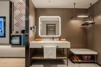 Borrman Hotel (Guiping Xishan Government Service Center)