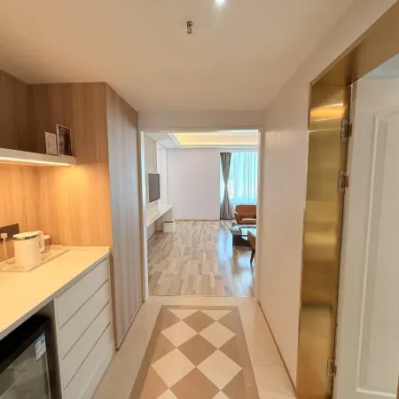 Tianjiao Hotel (Qipanjing Town Industrial Park)