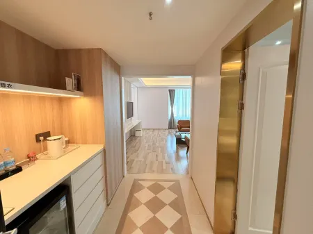 Tianjiao Hotel (Qipanjing Town Industrial Park)