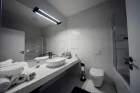 Tiffany Apartment Hotel - Balkoner