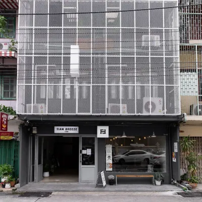 Siam Breeze Inn (Self check-in) Hotels in der Nähe von Wat Suthiwararam Tempel