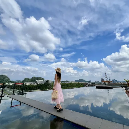 NEO ISLE Hotel (Guilin Liangjiang Sihu Xiangbishan)