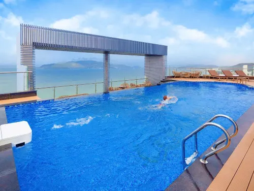 Comodo Nha Trang Hotel