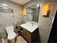 Shanghai Koala International Youth Hostel (Zhongshan park Wuning Road Subway Station)