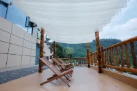 Emeishan Yishan Guiyin Hotel (Qingyin Pavilion Scenic Area) Hotels near Wannian Temple