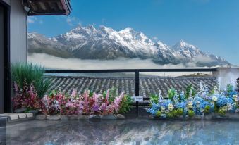 Lixiaman·Juangui| Romantic 360º Sunrise over Golden Mountain Resort Courtyard (Baisha Ancient Town)