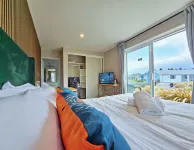 Tekapo LupinFaves Hoilday House