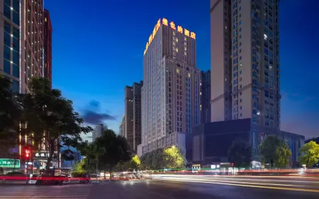 Vienna Hotel (Bijie Chuangmei Century City) Отели рядом с достопримечательностью «Nan Mountain Park»