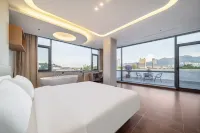 Yijianglou Hotel (Tonglu Fuchunjiang)