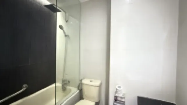 โรงแรม 89