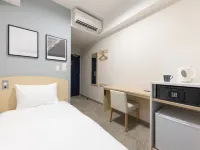 BRACKETS HOTEL Osaka Hommachi