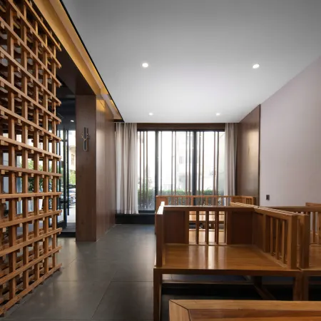 Yuenan Hotel (Tanghe)