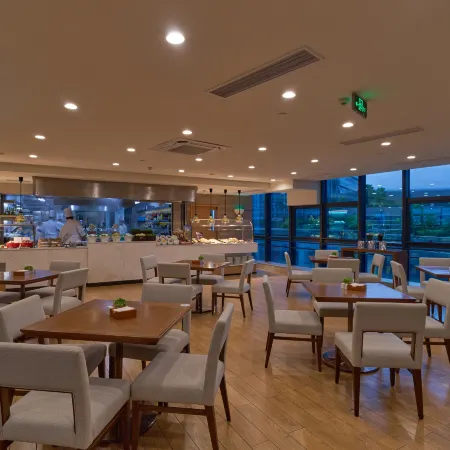 Hyatt House Shenzhen Airport