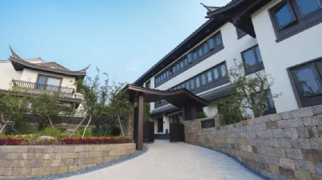 Mingqing Shiliuyuan Qulu Homestay