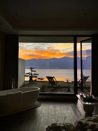 Dali Twelve Clouds Villa Seaview Hotel (Erhai Branch) Отели рядом с достопримечательностью «Yuxi University of Applied Technology»