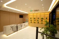 RambleJoy Hotel
