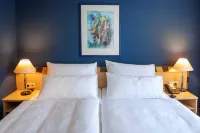 ACHAT Hotel Dresden Elbufer Hotels in Dresden