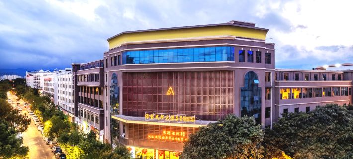 Lubao Wencui Hotel Hotels in Mengzi