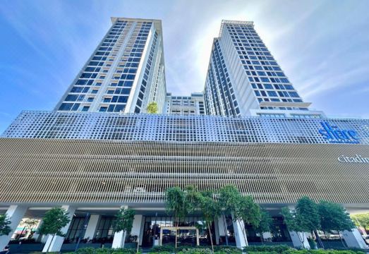 더 쇼어 코타키나발루 수영장