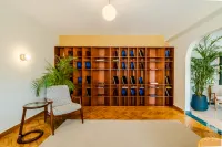 Longchamps l Zamalek l Boutique Hotel with Breakfast - 4-Star