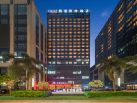 Kyriad Marvelous Hotel (Zhongshan South District Conference Center Store) Hotels near Zhan's Garden