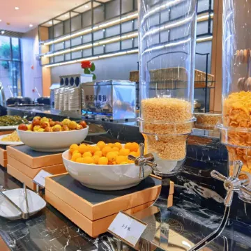 Golden Leaves Wangjing Hot Spring Vacation Villas, Guangzhou