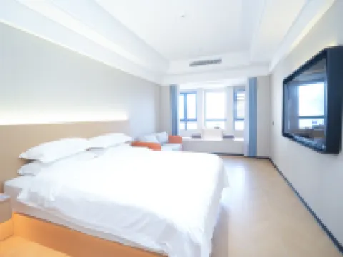 โรงแรมไลค์ มัช (สาขา เหลียนเจียง ว่านเจีย ซิตี้ พลาซ่า) โรงแรมในเหลียนเจียง