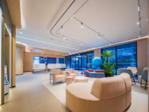 Homeinn · neo Hotel (Pingliang Huating Yizhou Avenue Passenger Transport Center)