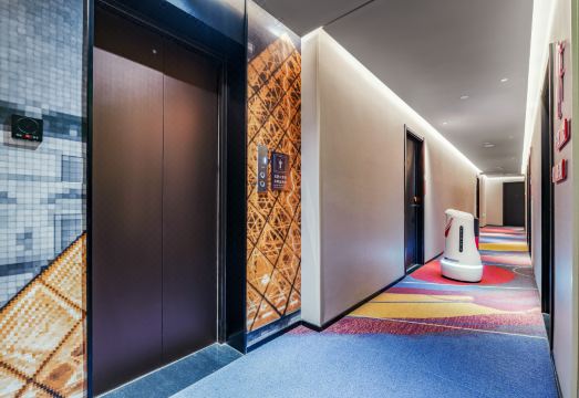 Ibis 호텔 공용 공간