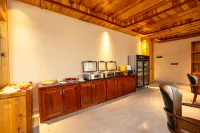 Floral Hotel·Tealese · Designer Villa(Lancang New Street, Lancang Ethnic Culture Park)