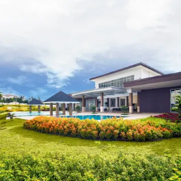 Wind Residences Taal View Near Sky Ranch