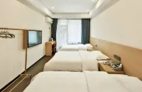 Pinjia Hotel (Yichun No.1 High School Second People's Hospital) - 2 étoiles