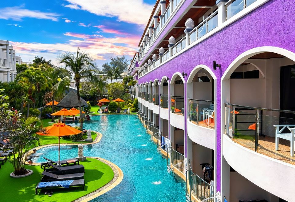 Фото: Karon Sea Sands Resort