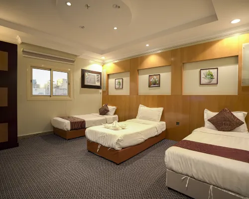 MG Crown Hotel 3 Hotels near Quba