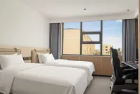 Joya E-sports Hotel - parking