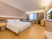 All Seasons Hotel (Karamay Taifu Plaza No.1 Well Store) Hotels in Karamay