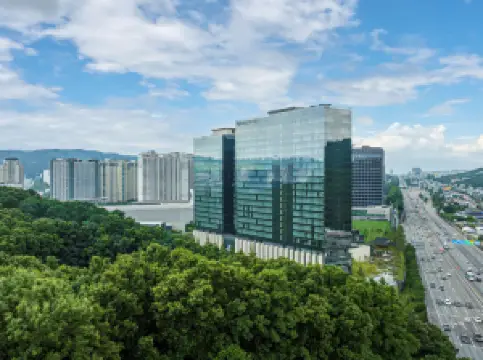 ดับเบิ้ลทรี บาย ฮิลตัน เซาล์ พังโย