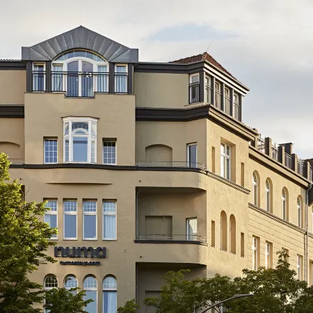 Numa Berlin Novela Отели рядом с достопримечательностью «Станция метро Konstanzer Straße»