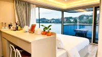 Riverside Haven