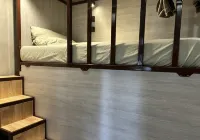 Lesbase Women Hostel - Hostels