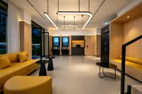 7Days Inn Hotel (WeiShan Ancient City Weishan Station)