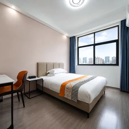 Lipu Jiayuan Hotel