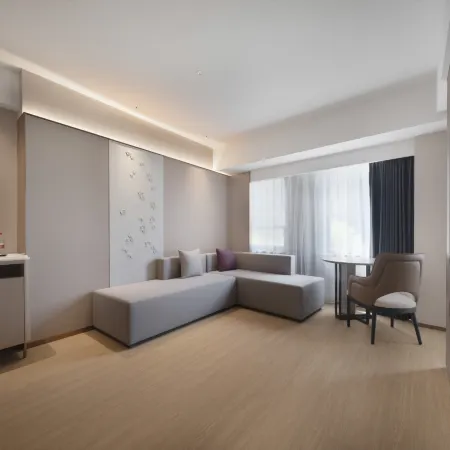 Lavande Hotel linyi Hedong Wuyue Plaza lanava Ancient City