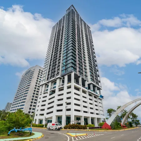 Bay Suites Premier Suites Kota Kinabalu Отели рядом с достопримечательностью «Сталион Ликас»
