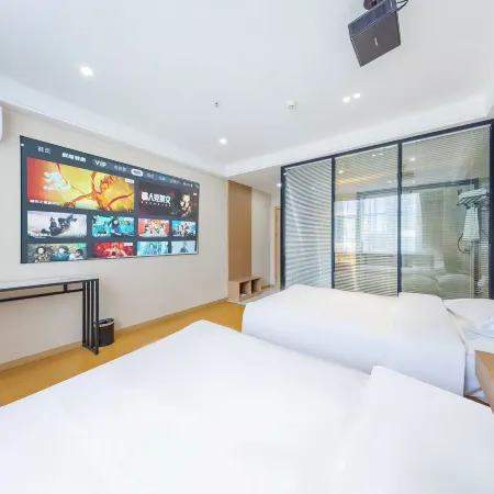 Lan Hui Hotel (Xining Chengbei Wuyue Plaza)