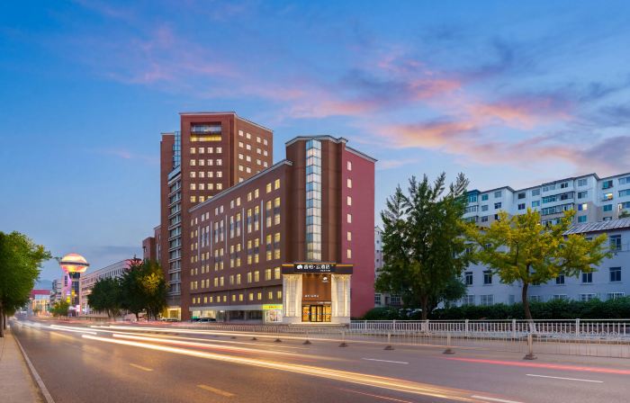 Home Inn Ruibai Cloud (Benxi Railway Station)