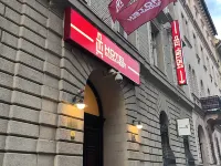 TL Hotel Budapest (EasyHotel Budapest Oktogon) ヒーローズスクエア周辺のホテル